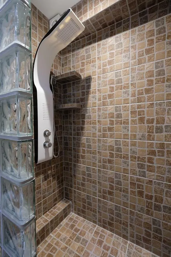 Luxury Cozy Large Apartment In The City Center سالونيك 0*,  اليونان