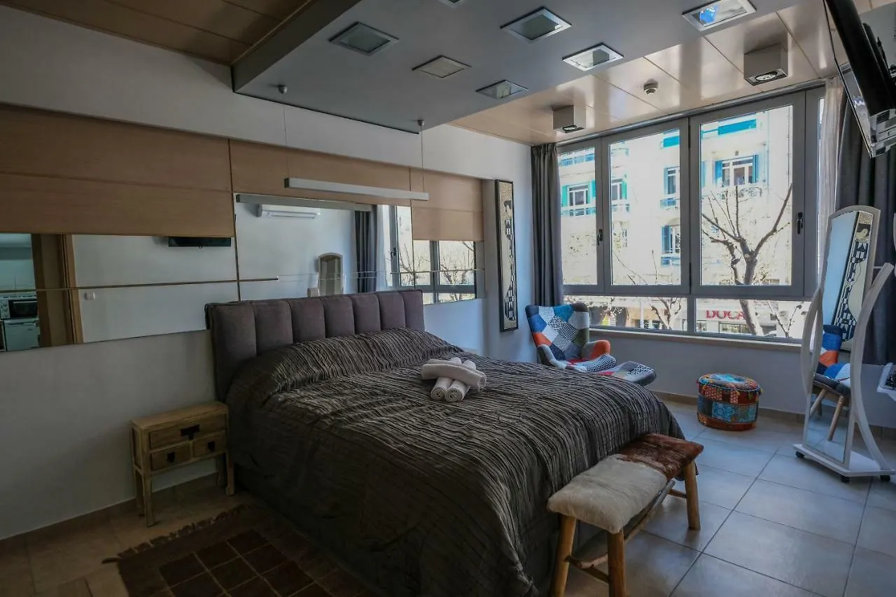 Luxury Cozy Large Apartment In The City Center سالونيك 0*,