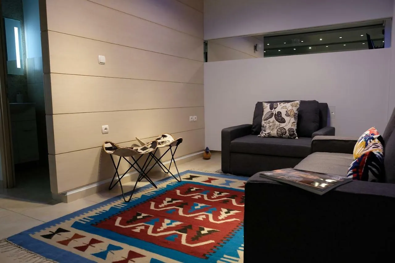 Luxury Cozy Large Apartment In The City Center سالونيك